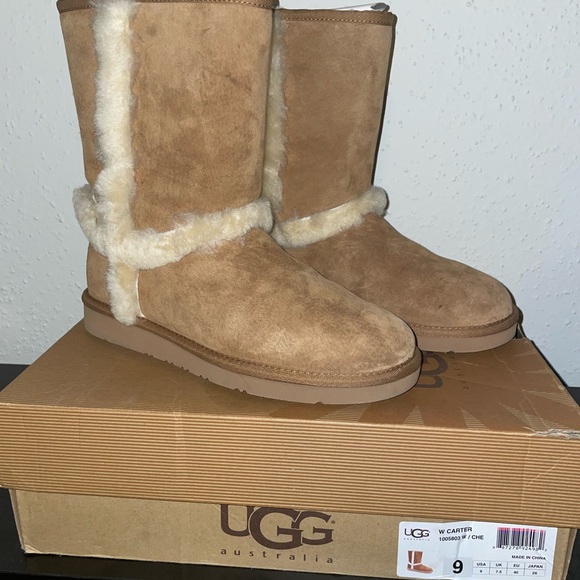 UGG Tan Winter Boots with Cream Fur - Picture 1 of 9